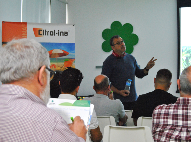 Presentación del técnico de Sanidad Vegetal José Vicente Bolinches